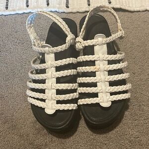 Urban Outfitters Platform Fisherman Sandal